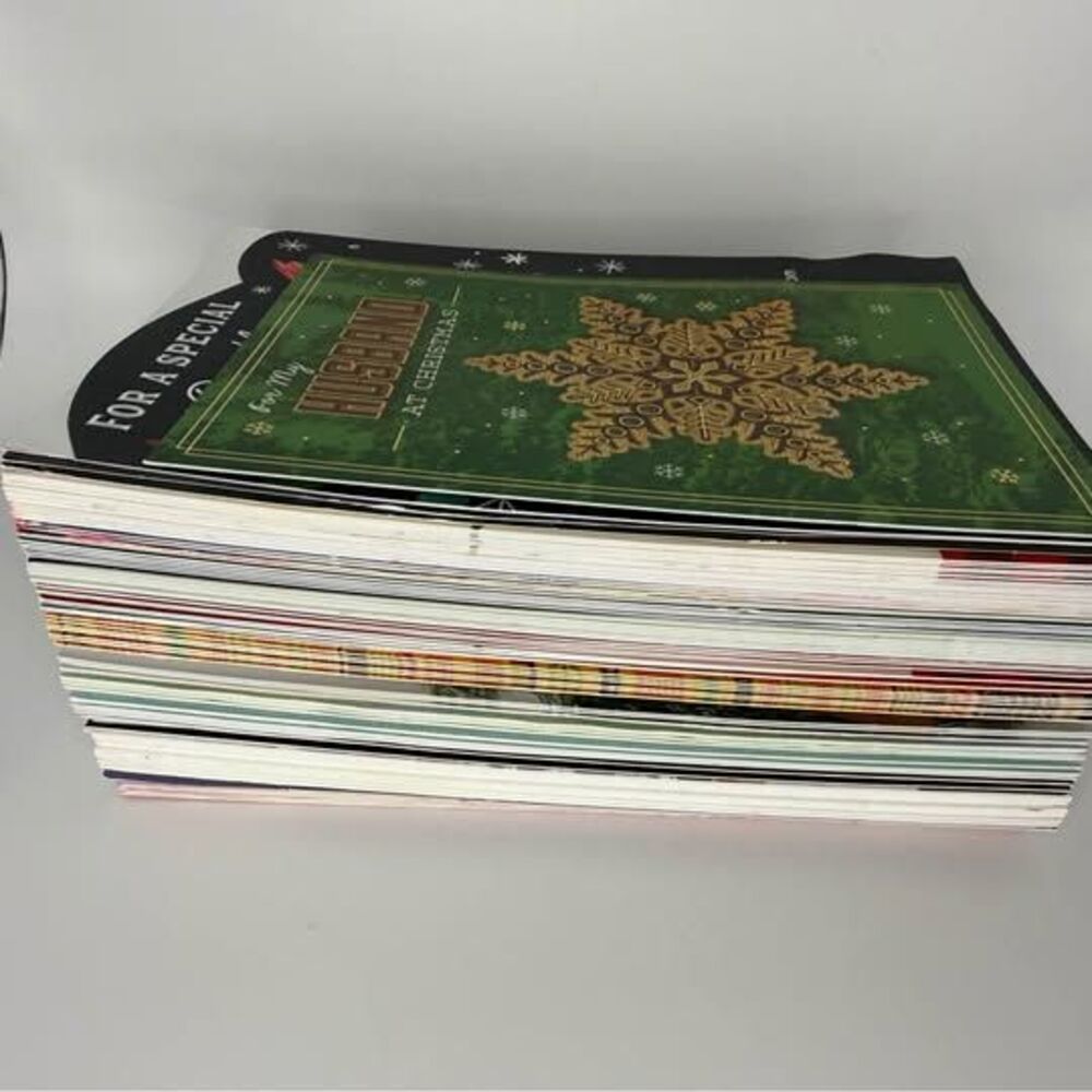 Lot of 103 Hallmark Christmas Greeting Cards (No Envelopes) - Craft De-stash